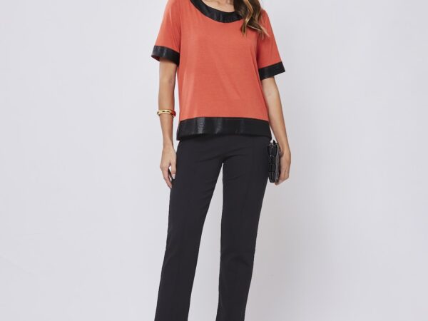 Quais Blusas Modernas são Ideais para um Look Casual e Elegante?